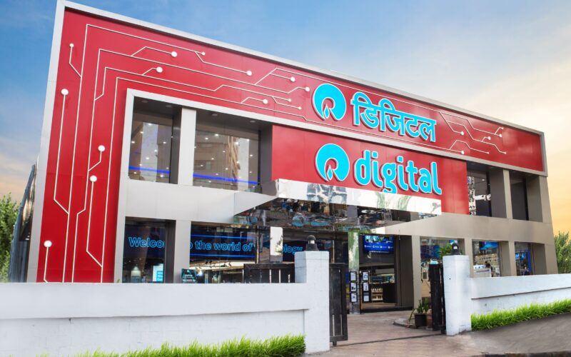 Reliance Digital’s ‘Boot Up India’ Sale Empowers the Young Generation with Best Tech Deals and ₹1 Crore* in Scholarships